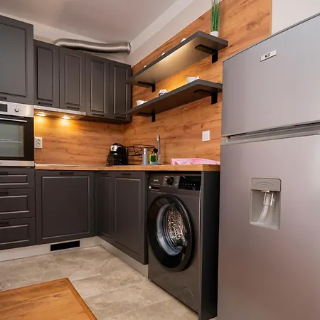 Apartment Marea Garden, - 1bd With Pool By Flat Mаnager Ravda