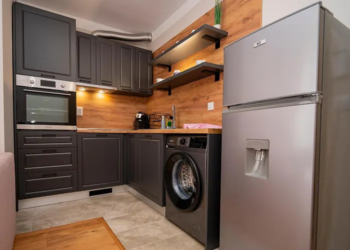 Apartment Marea Garden, - 1bd With Pool By Flat Mаnager Ravda